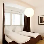 Arnsteiner Apartments
